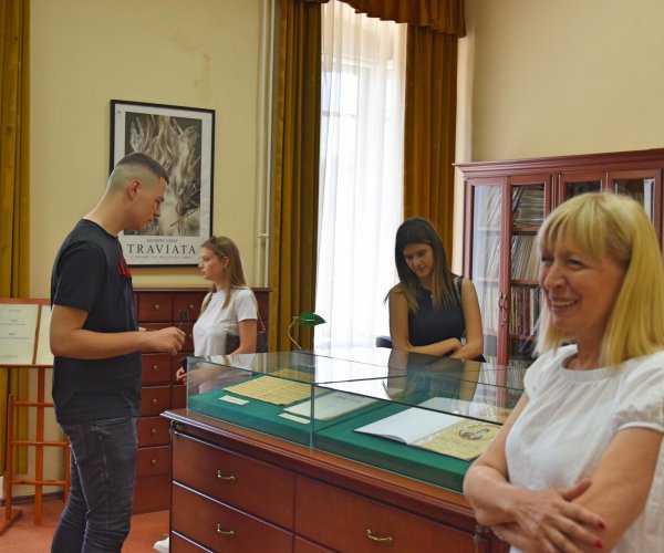 UČENICI PODGORIČKE UMJETNIČKE ŠKOLE ZA MUZIKU I BALET „VASA PAVIĆ” POSJETILI NBCG